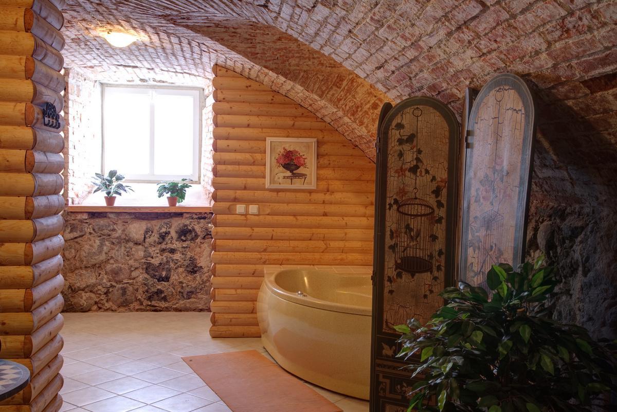 Hotel Grasu Pils Cesvaine Exterior photo
